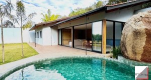 Vende, casa de campo, Mãe dos Homens, Bragança Paulista-SP