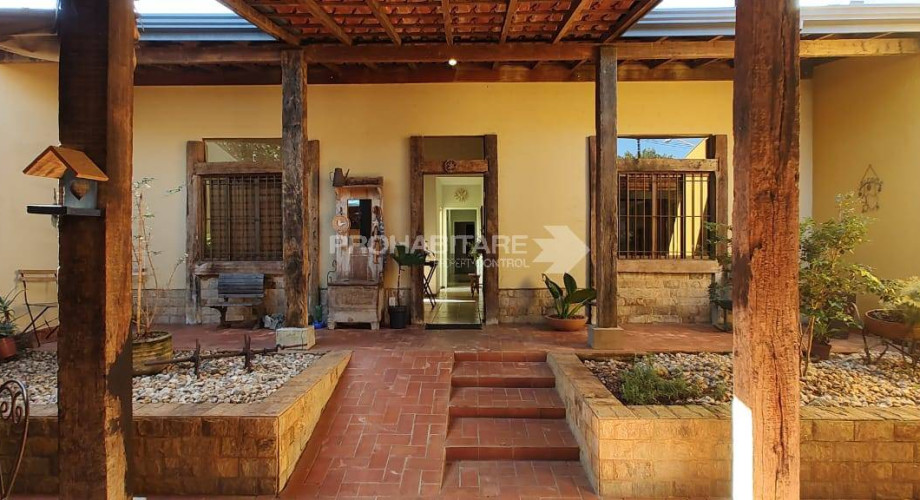 Vende, casa , térrea, Jardim Europa, zona sul, Bragança Paulista-SP