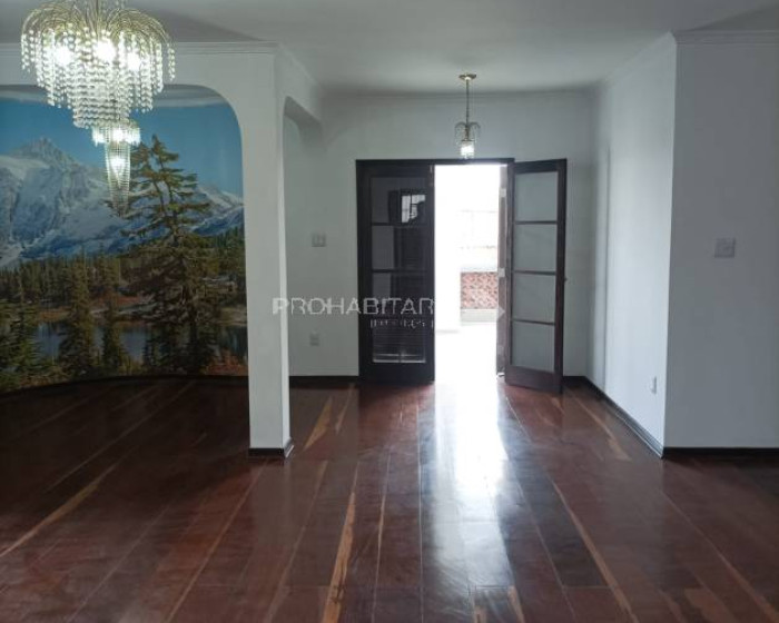 Vende, casa, zona sul, Jardim Europa, Bragança Paulista-SP