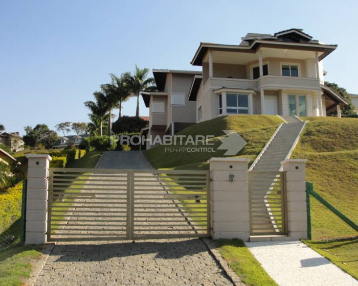 Belissimo Sobrado em condominio Jd das Palmeiras