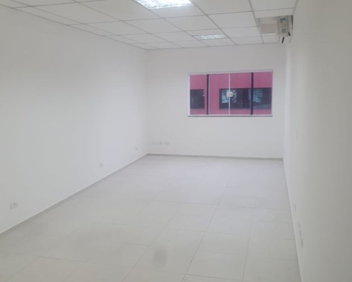 ALUGA-SE SALA COMERCIAL ED. AGENOR DO PRADO 35 m² 1º ANDAR R$ - Foto 5 de 4