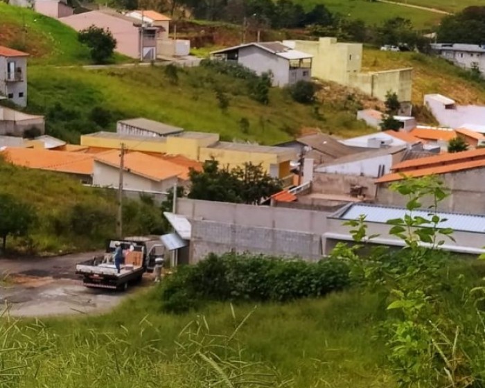 Vende, terreno, Pinhalzinho - SP, Circuito das Águas, 80 km SP