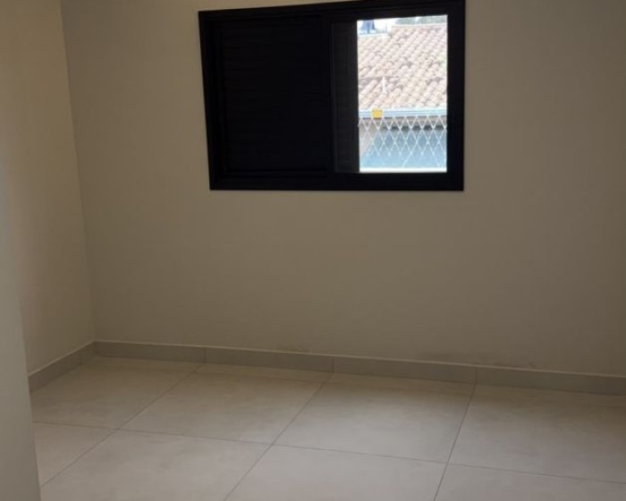 Vende, sobrado, Vino Barolo, zona norte, Bragança Paulista-SP - Foto 4 de 10