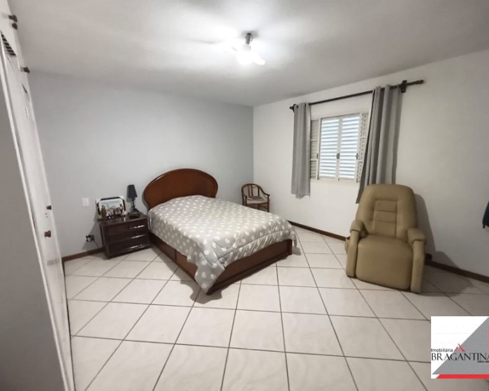 Vende, casa, sobrado, Vila Municipal, Bragança Paulista-SP - Foto 14 de 22