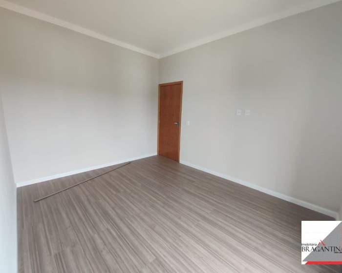 Vende, casa, Jardim Santa Paulina, Bragança Paulista-SP - Foto 11 de 22