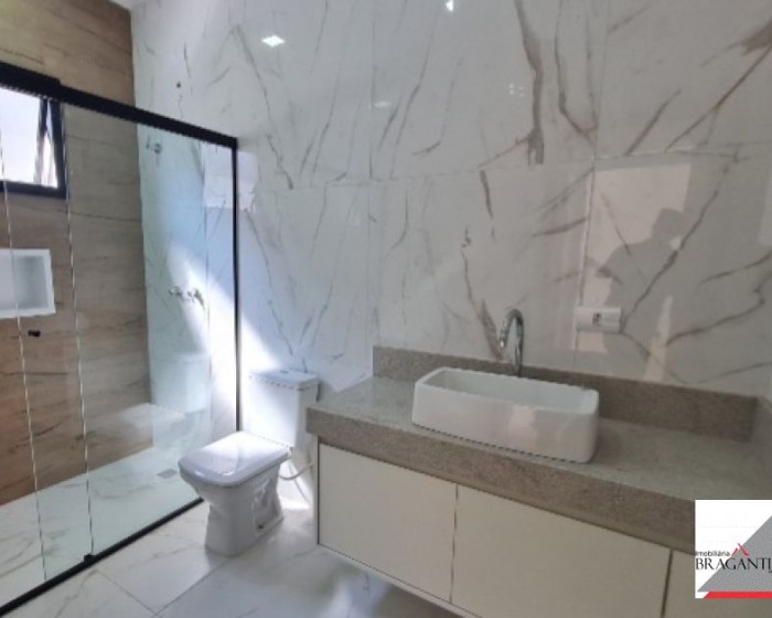 Vende, casa térrea, Parque Imperador, Bragança Paulista-SP - Foto 10 de 18
