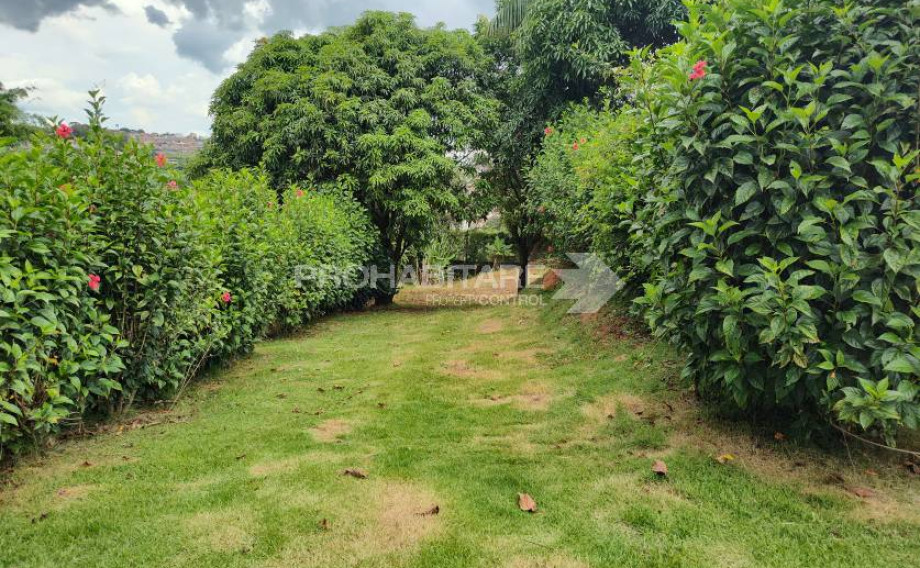 vende-chacara-vila-romana-7-km-do-centro-braganca-paulista-sp